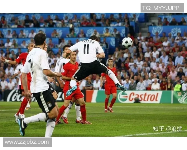 足球球星能力值全面解析 谁是当今足坛最强球员排行榜